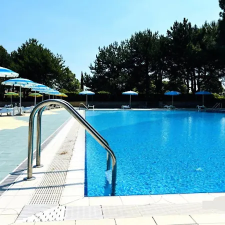Apartment Relaxing Flat By The Pool With Sports Courts Bibione