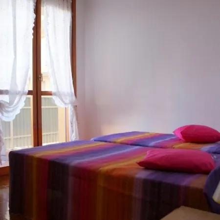 Relaxing Flat By The Pool With Sports Courts Bibione