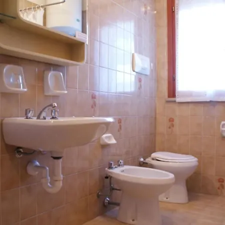 Apartment Relaxing Flat By The Pool With Sports Courts Bibione