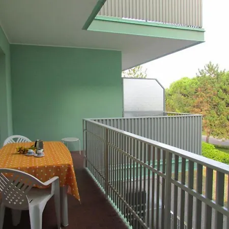 Apartment Relaxing Flat By The Pool With Sports Courts *