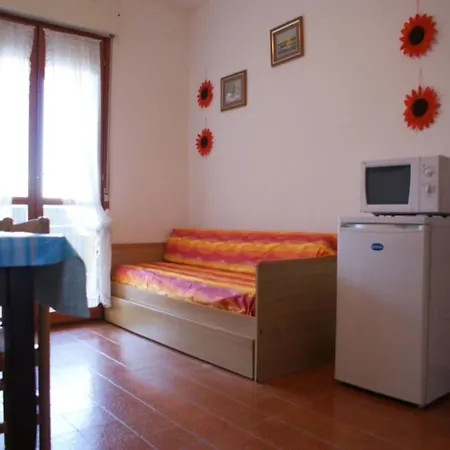 Relaxing Flat By The Pool With Sports Courts * Bibione