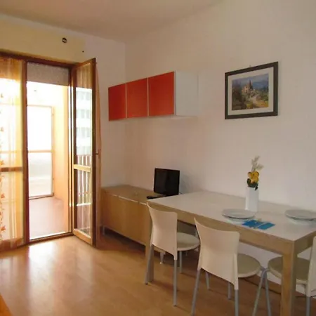 Relaxing Flat By The Pool With Sports Courts * Bibione